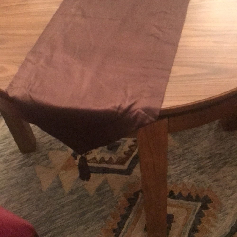 Brown Textured Table Runner - Picture 5 of 7